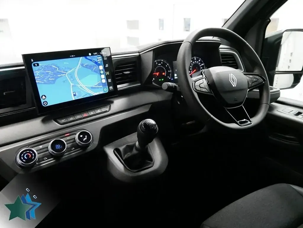 Nuevo Renault Master 130 CV (95 kW) 2026 Gris Monovolumen