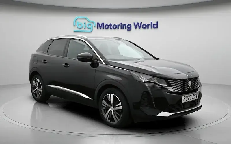 Used Peugeot 3008 Allure+ 131 HP (96 kW) 2023 Black SUV