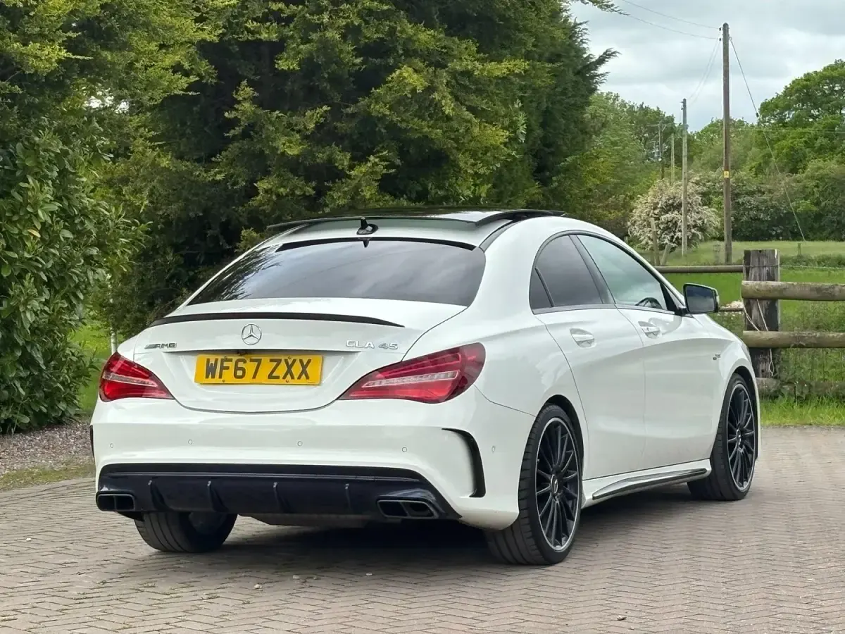 Usado Mercedes CLA45 AMG AMG 2017 Branco Sedan