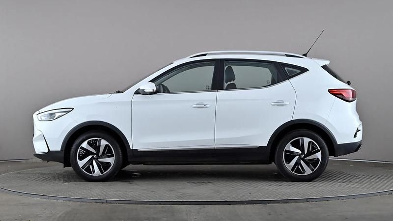 Used MG ZS Trophy 129 kW (176 HP) 2022 White SUV
