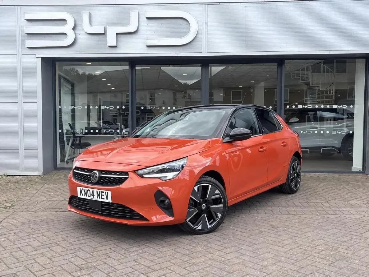 Used Vauxhall Corsa-e Elite 98 kW (134 HP) 2021 Orange Hatchback