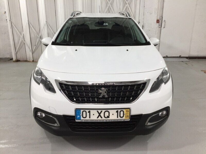 White Used 2019 Peugeot 2008 Signature Sky SUV | £6,950 - Image 1/4