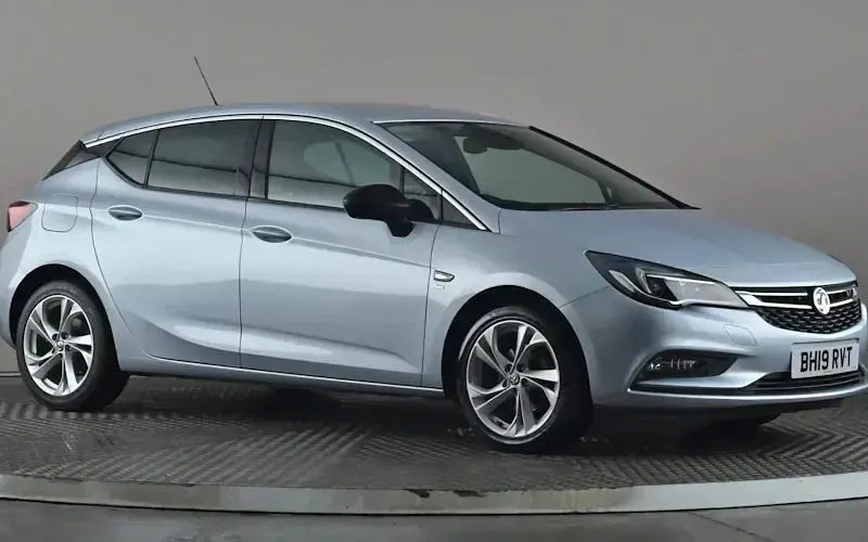 Used Vauxhall Astra SRi 150 HP (110 kW) 2019 Hatchback