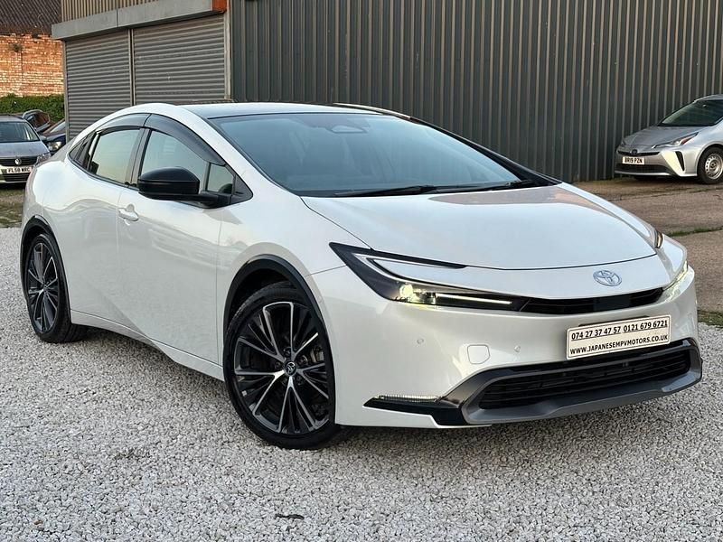 White Used 2023 Toyota Prius Hatchback | £27,995 (Fair price) - Image 1/3