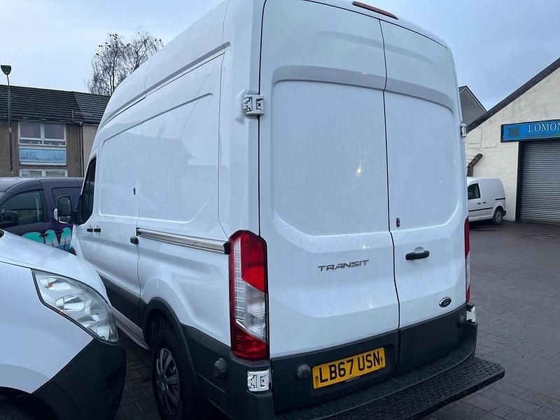 Begagnad Ford Transit 130 HK (95 kW) 2018 Vit Van