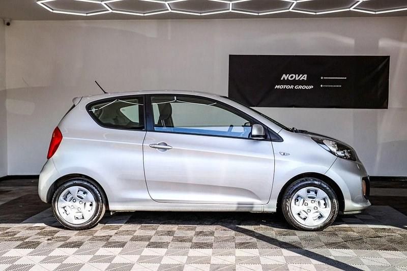 Used Kia Picanto 68 HP (50 kW) 2012 Silver Hatchback