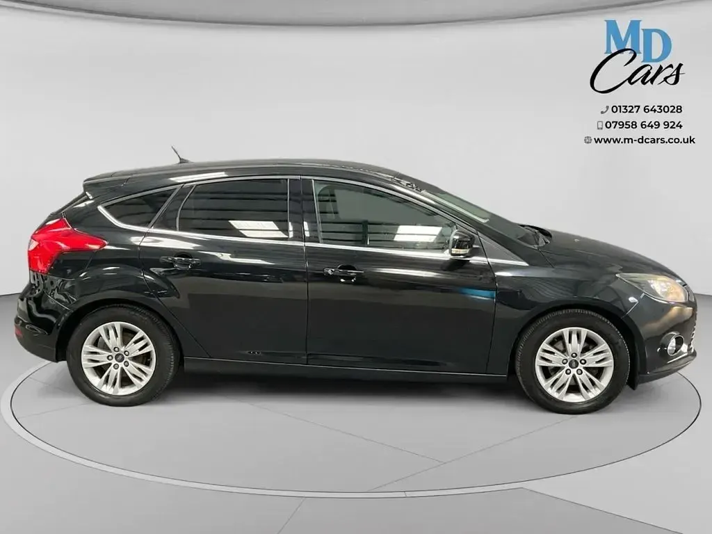 Used Ford Focus Titanium 2014 Black Hatchback