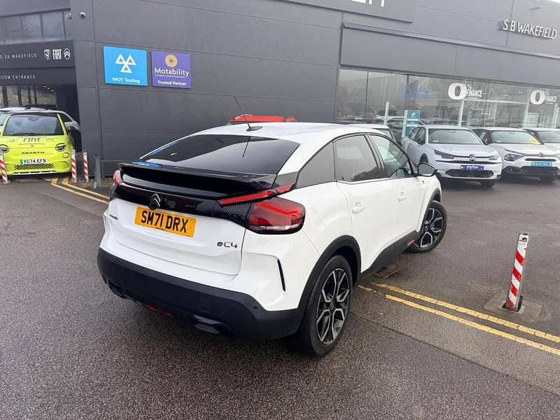 Used Citroën e-C4 98 kW (134 HP) 2021 White Hatchback