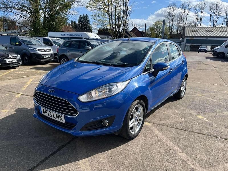 Used Ford Fiesta Zetec 2013 Blue Hatchback