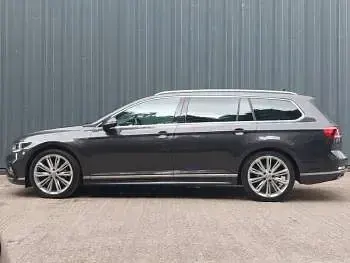 Used VW Passat R-line 190 HP (139 kW) 2020 Grey Estate