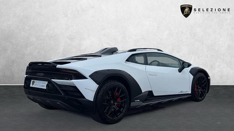 Used Lamborghini Huracán 2023 White Coupe