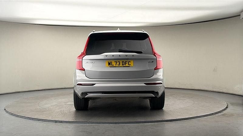 Used Volvo XC90 Plus 250 HP (183 kW) 2023 Silver dawn SUV