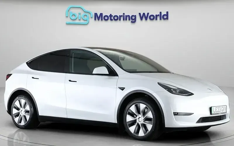 Used Tesla Model Y Long Range AWD 378 kW (514 HP) 2023 SUV