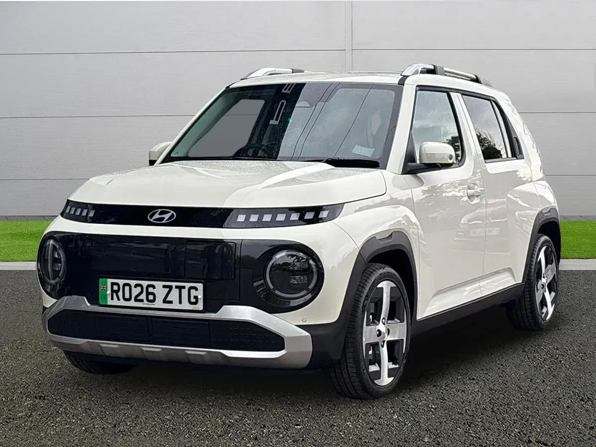 Usado Hyundai Inster 85 kW (116 HP) 2026 Bege Citadino