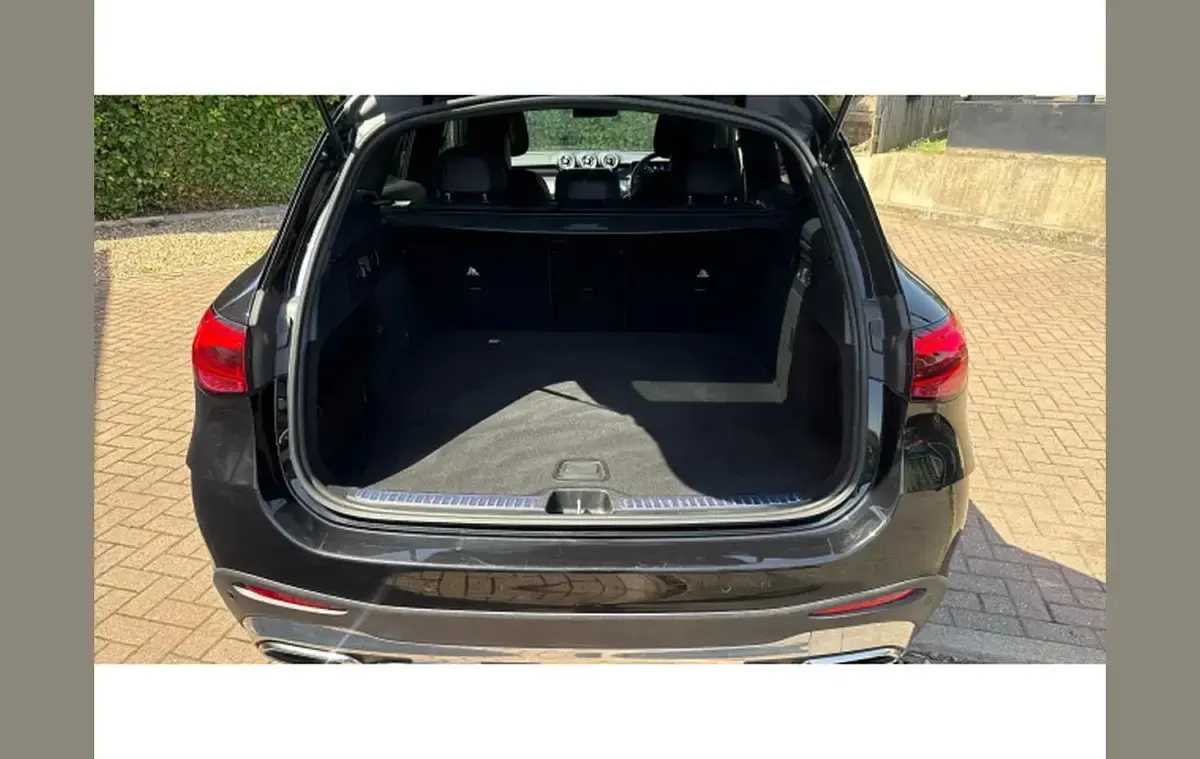 Used Mercedes GLC300 AMG line 254 HP (186 kW) 2025 Black SUV