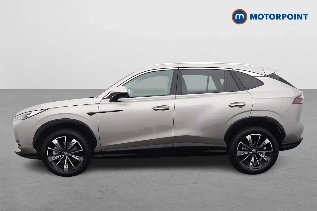 Usado MG HS SE 224 HP (164 kW) 2025 Prateado SUV