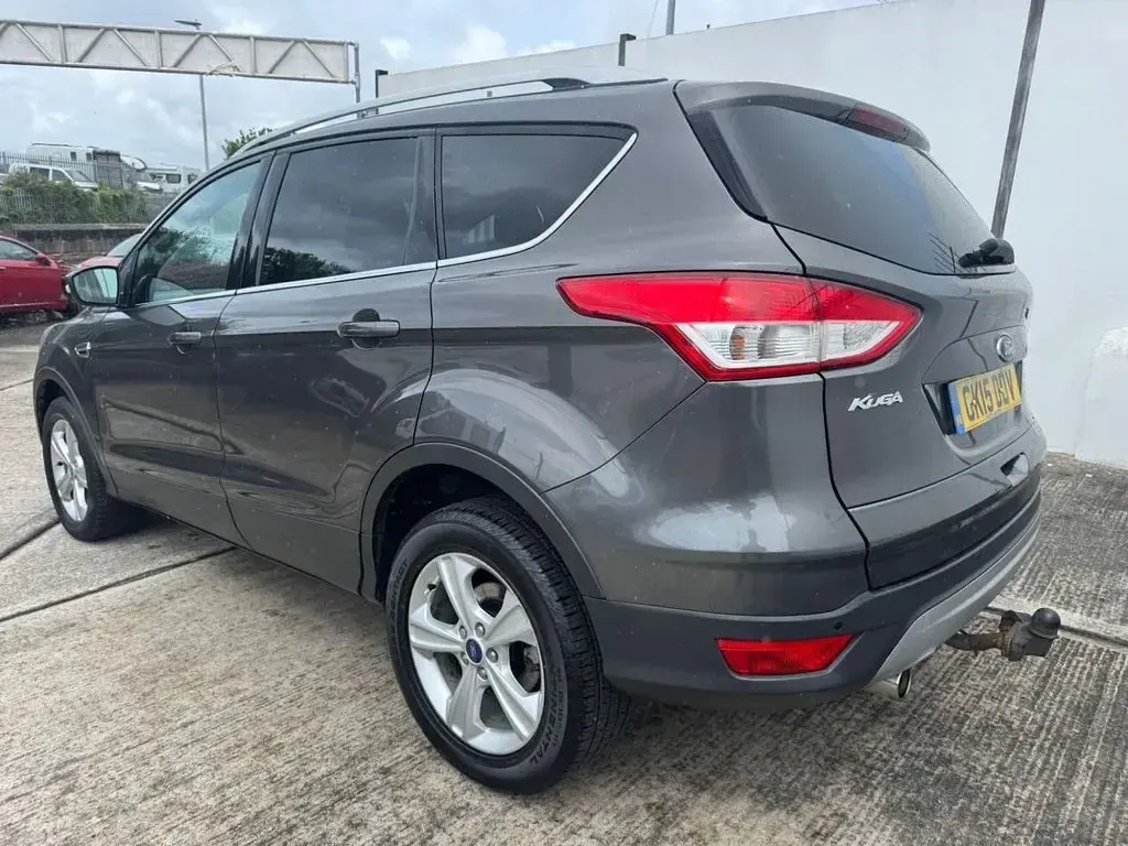 Used Ford Kuga Zetec 150 HP (110 kW) 2015 Grey SUV