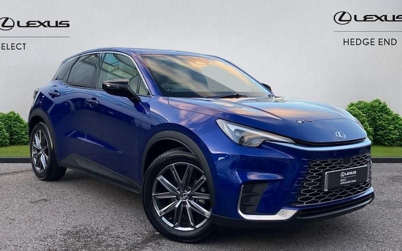 Used Lexus LBX 136 HP (100 kW) 2026 SUV