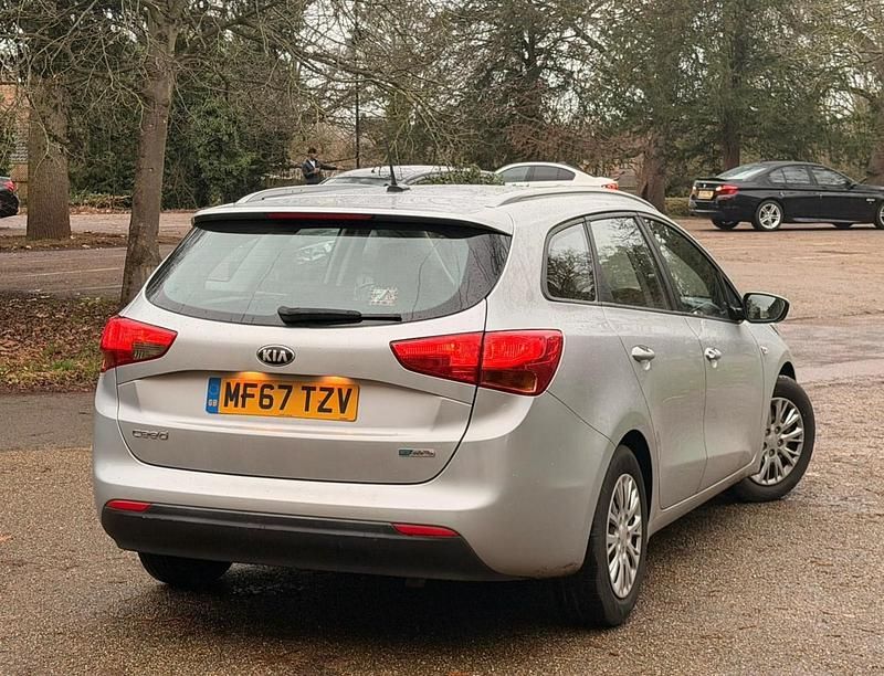 Used Kia Ceed 2017 Silver Hatchback