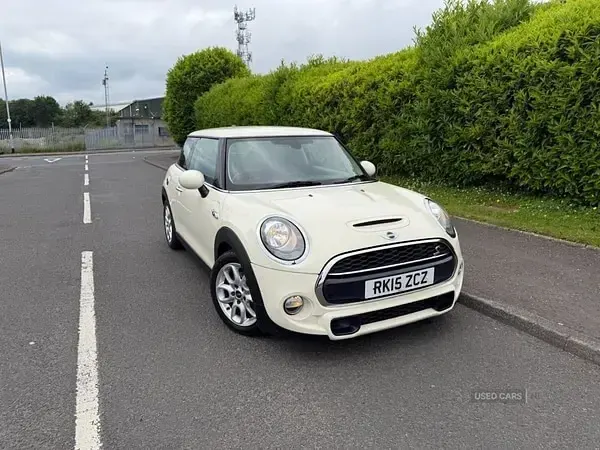 Used Mini Cooper S Hatch 189 HP (139 kW) 2015 White Hatchback