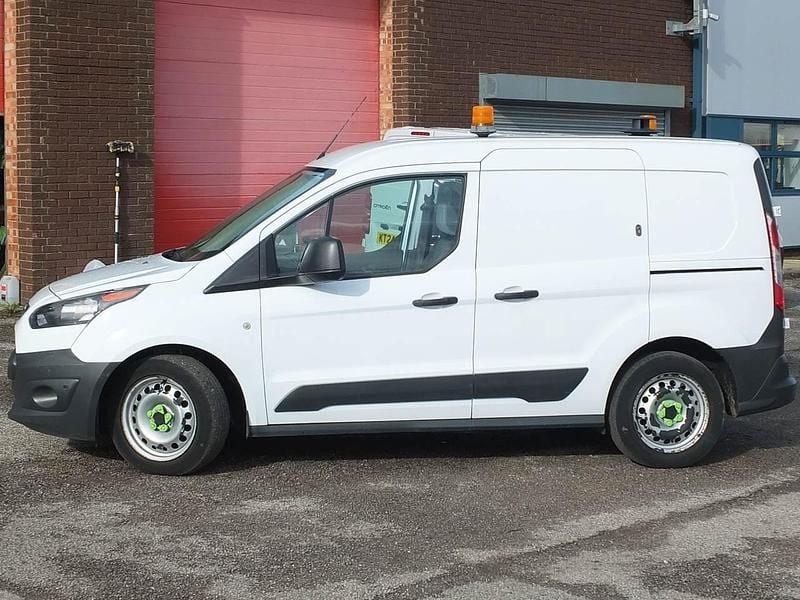 Usado Ford Transit Connect 75 HP (55 kW) 2018 Branco Monovolume