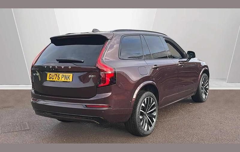 New Volvo XC90 Plus 247 HP (181 kW) 2025 Red SUV