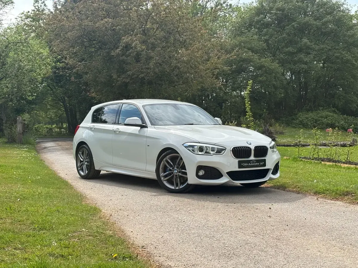 Used BMW 120 M Sport 190 HP (139 kW) 2015 White Hatchback