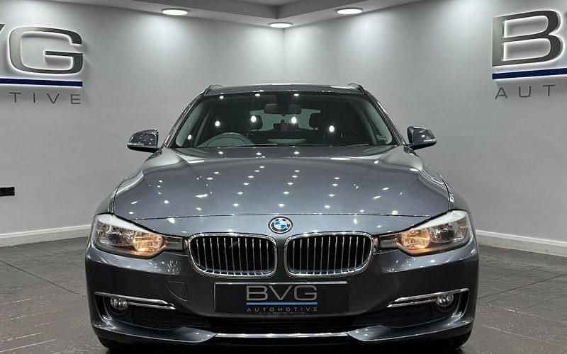Used BMW 320 Luxury Line 184 HP (135 kW) 2014 Grey Estate