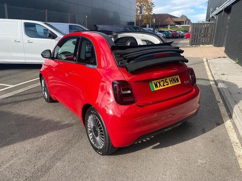 Red New 2025 Fiat 500e Red | £19,777 - Image 1/4