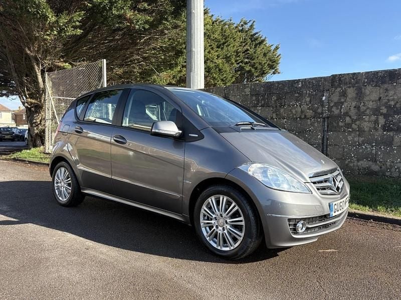 Used Mercedes A160 Elegance 82 HP (60 kW) 2010 Grey Hatchback