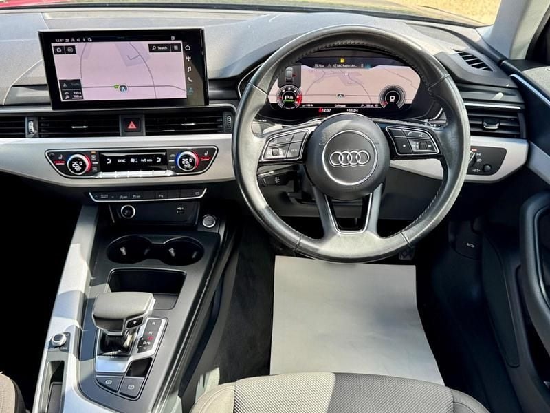 Used Audi A4 Comfort 190 HP (139 kW) 2020 Grey Estate