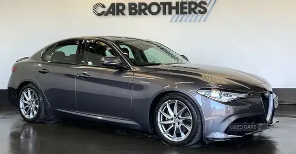 Used Alfa Romeo Giulia Veloce 280 HP (205 kW) 2017 Grey Sedan