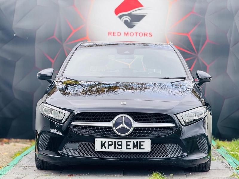 Used Mercedes A180 136 HP (100 kW) 2019 Black Hatchback