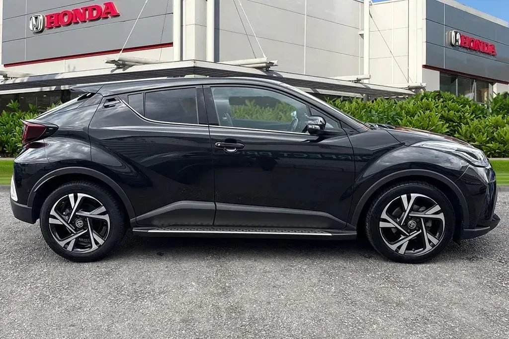Used Toyota C-HR Design 2022 Black SUV