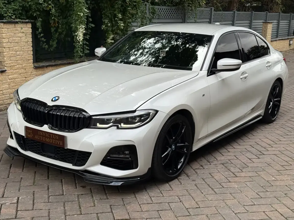 Usado BMW 330 M Sport 2019 Blanco Berlina