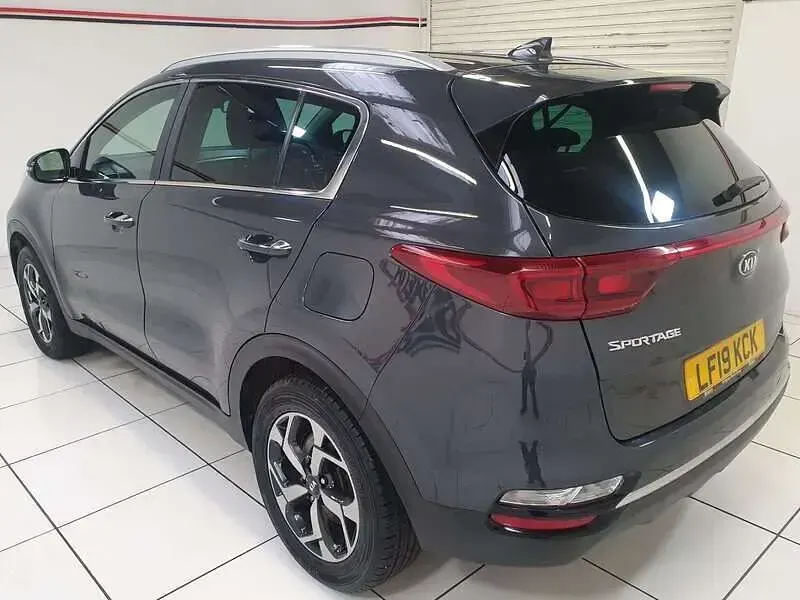 Used Kia Sportage 134 HP (98 kW) 2019 Grey SUV