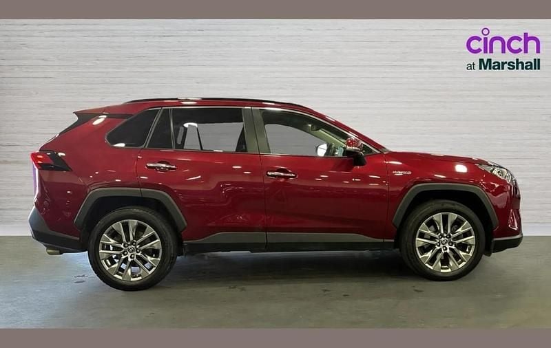 Used Toyota RAV4 Hybrid 218 HP (160 kW) 2021 Red SUV