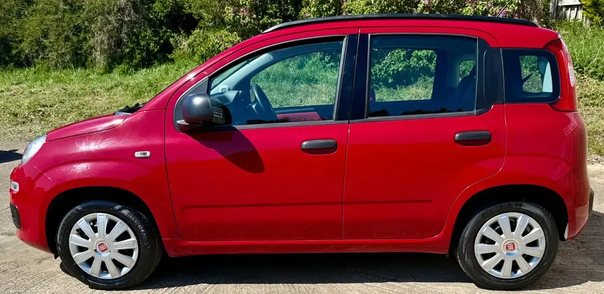 Used Fiat Panda Easy 69 HP (50 kW) 2015 Red Hatchback