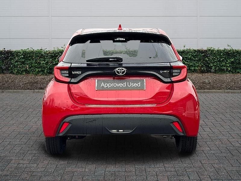 Used Toyota Yaris Hybrid Design 2024 Red Hatchback