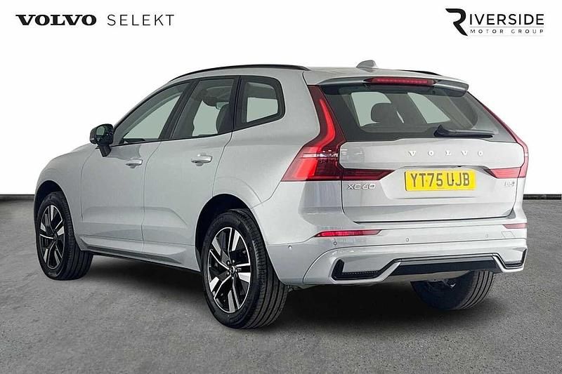 Used Volvo XC60 Plus 250 HP (183 kW) 2025 Vapour grey SUV