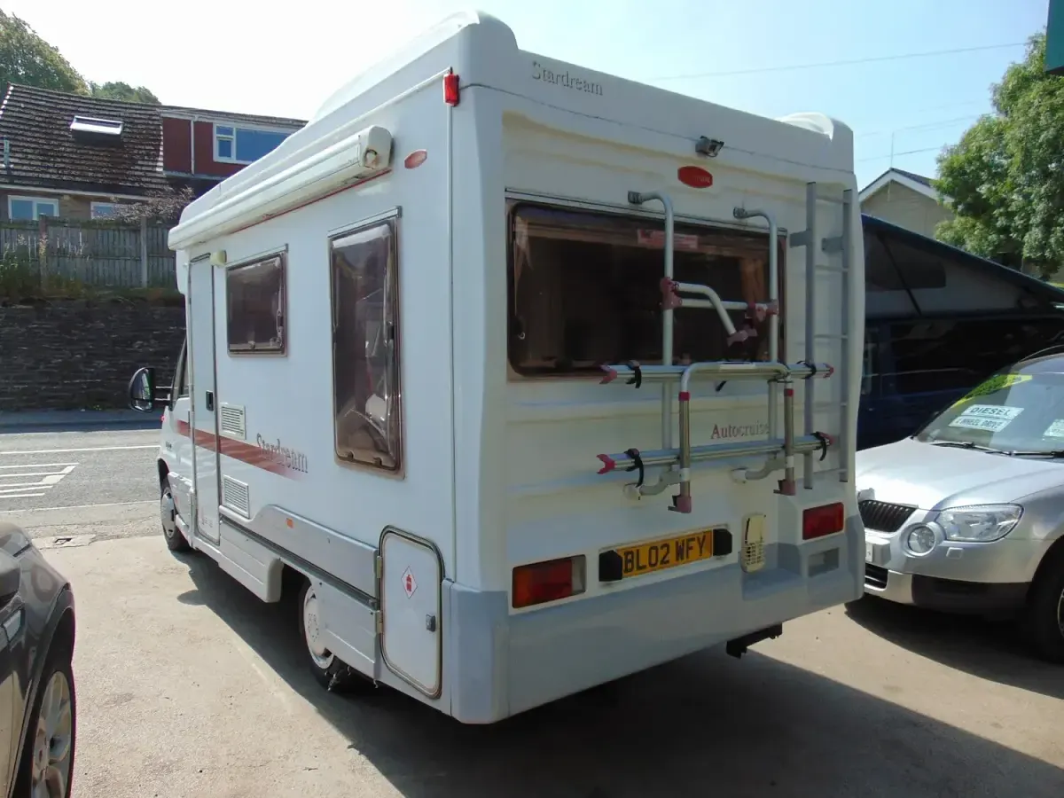 Used Peugeot Boxer 91 HP (66 kW) 2002 White Van