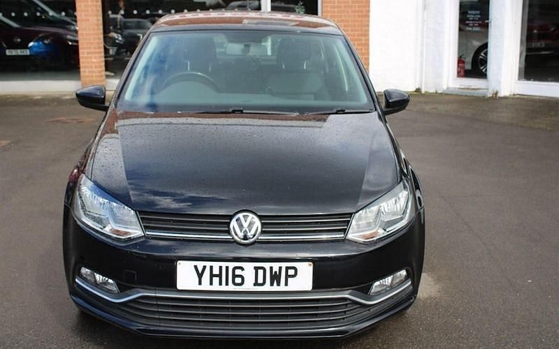 Used VW Polo SE 90 HP (66 kW) 2015 Hatchback
