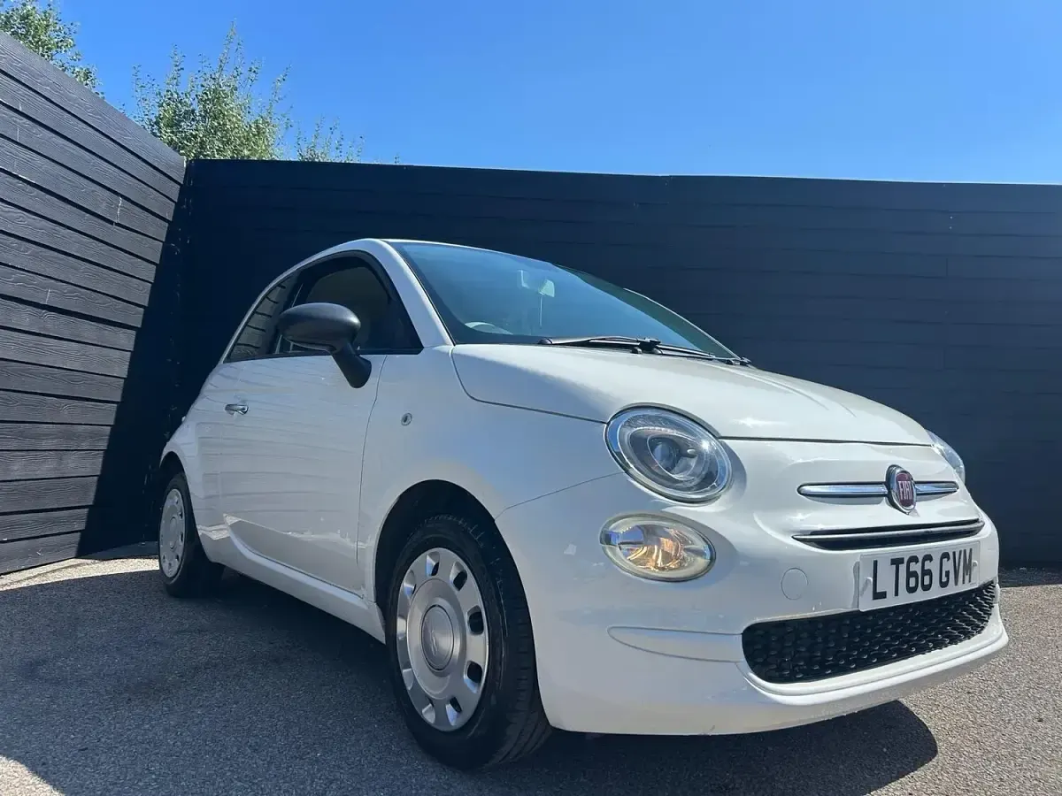 Used Fiat 500 Pop 69 HP (50 kW) 2016 White Hatchback