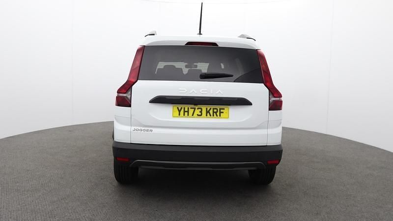 Used Dacia Jogger Expression 110 HP (80 kW) 2023 White MPV