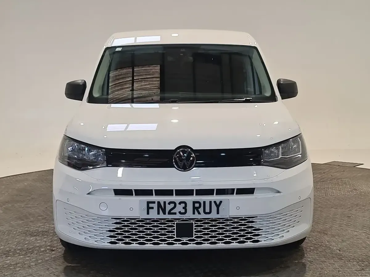 Used VW Caddy 102 HP (75 kW) 2023 White MPV