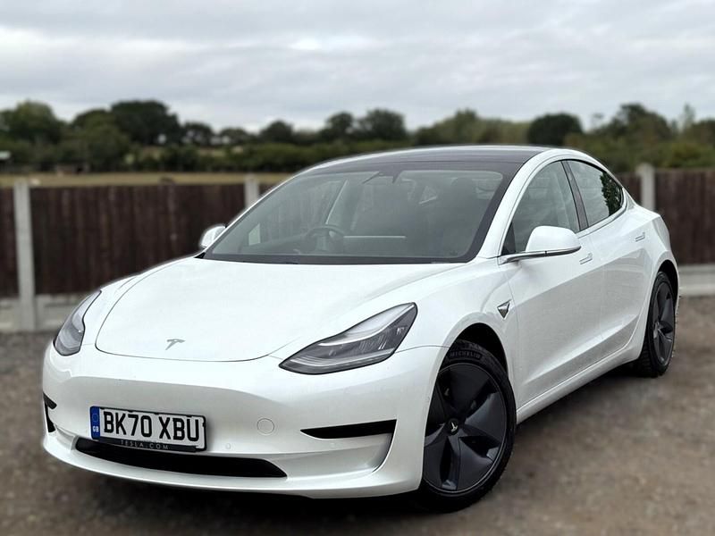Used Tesla Model 3 Standard Range 239 kW (325 HP) 2020 White Sedan