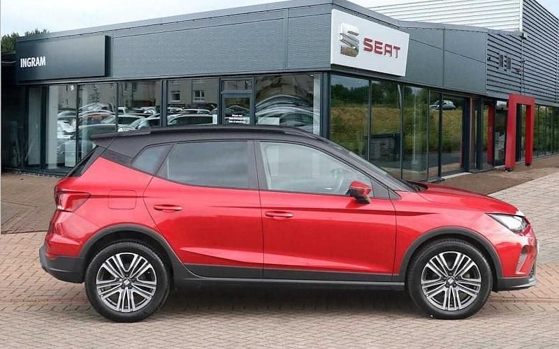 Used Seat Arona SE 95 HP (69 kW) 2022 Red SUV