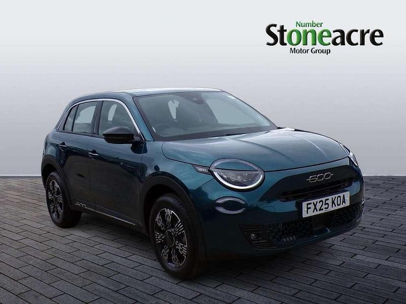 Green New 2025 Fiat 600 SUV | £20,995 (Fair price) - Image 1/4