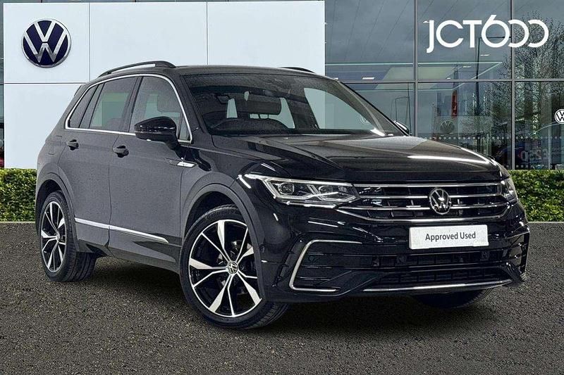 Black Used 2022 VW Tiguan R-line SUV | £26,567 (Fair price) - Image 1/4