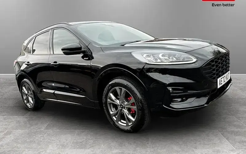 Usado Ford Kuga ST-Line 224 HP (164 kW) 2023 SUV